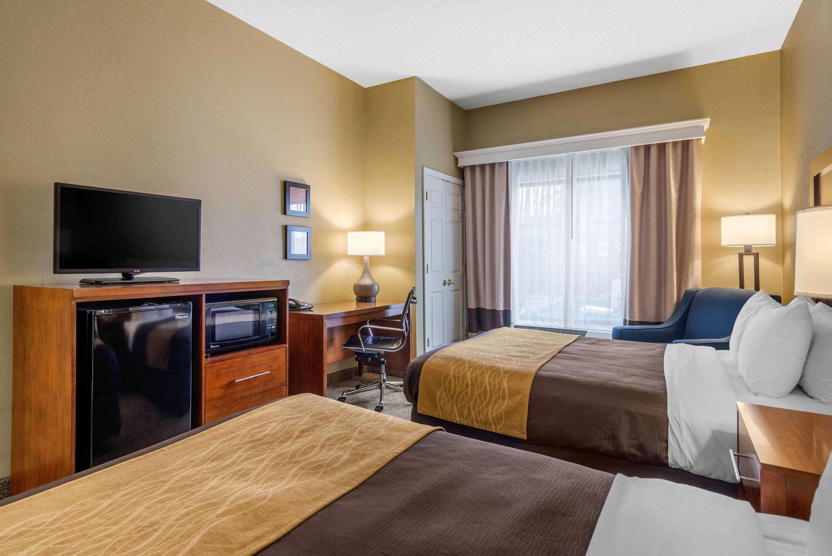 נורקרוס Comfort Inn & Suites Peachtree Corners מראה חיצוני תמונה