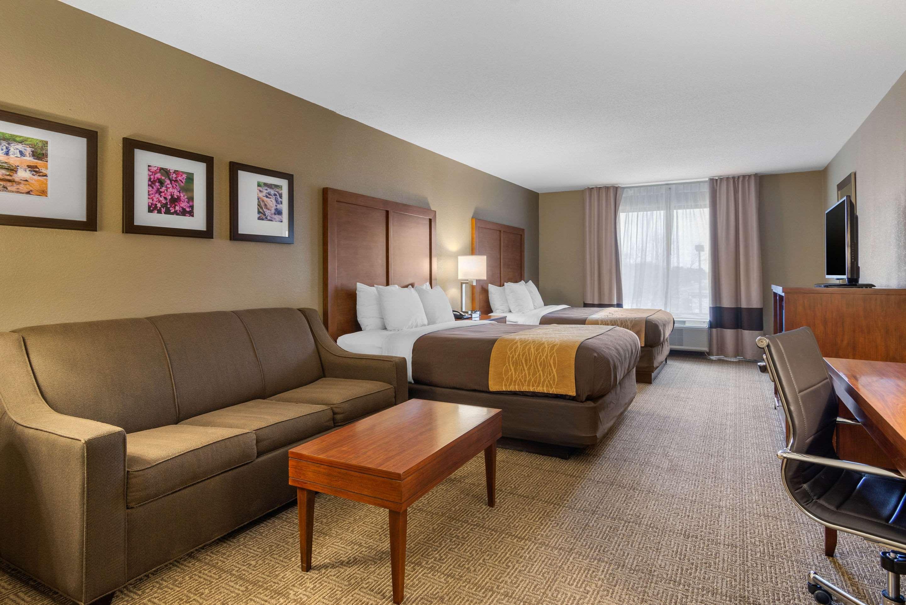 נורקרוס Comfort Inn & Suites Peachtree Corners מראה חיצוני תמונה