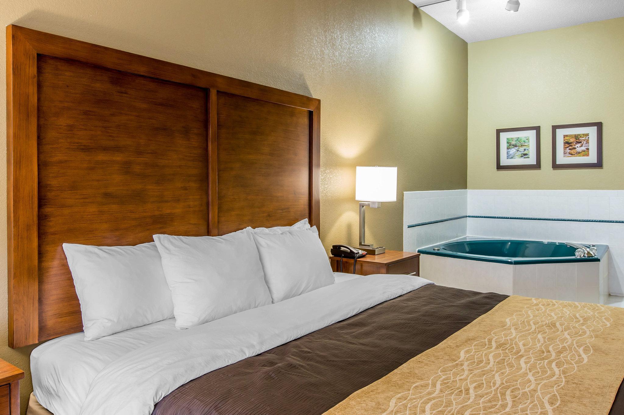 נורקרוס Comfort Inn & Suites Peachtree Corners מראה חיצוני תמונה