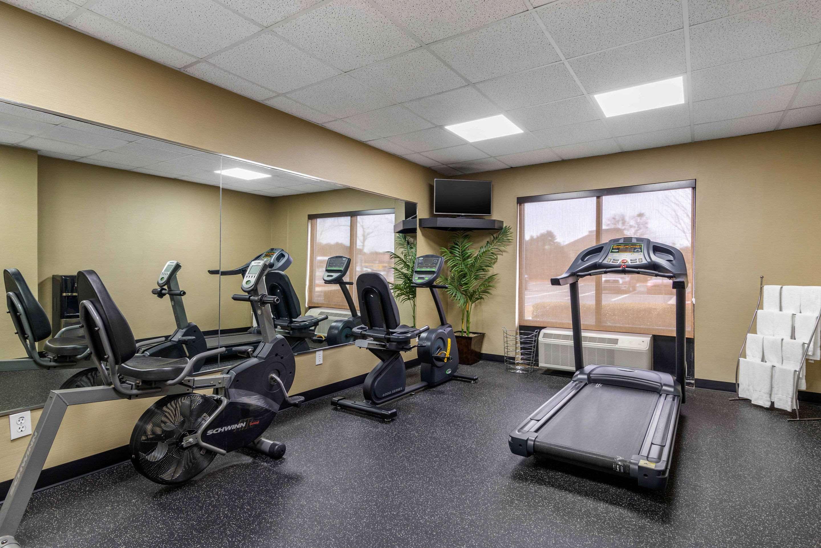 נורקרוס Comfort Inn & Suites Peachtree Corners מראה חיצוני תמונה